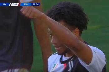 Juan Cuadrado anotó el segundo gol para la Juventus ante Torino