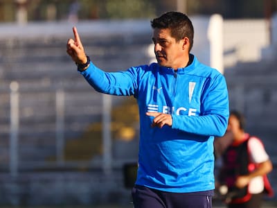 Rodrigo Valenzuela quedó conforme con la actuación de la UC ante Palestino: “Fue un empate justo”