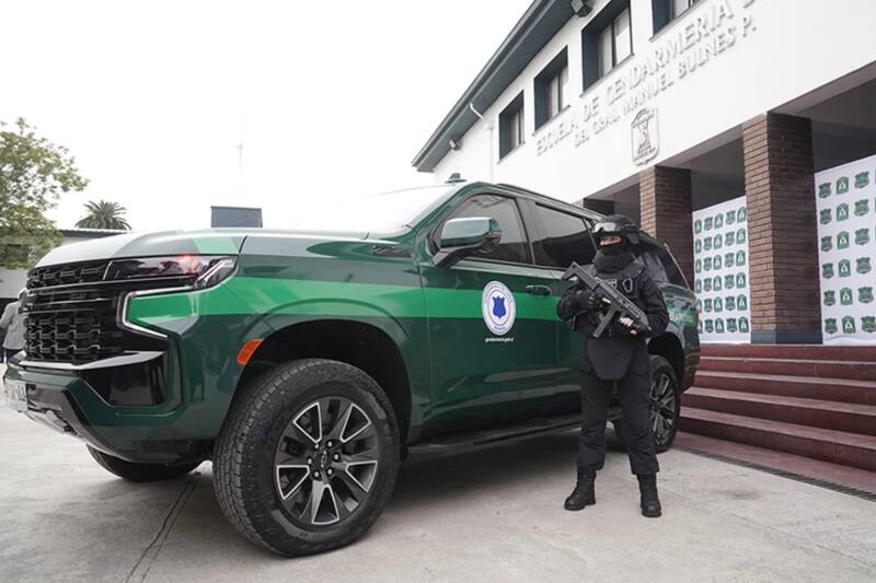 Los nuevos Chevrolet Suburban 4x4 de Gendarmería Chile / Foto: Infodefensa.com