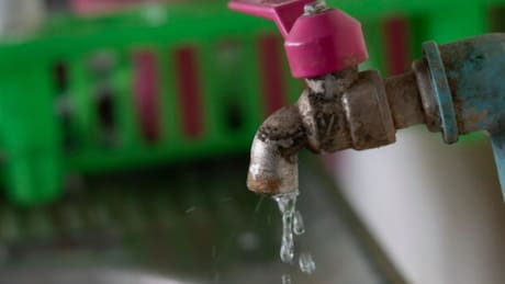 Aguas Andinas lo confirmó: Sectores de 4 comunas de la RM tendrán cortes de agua por 12 horas desde este jueves 29 de enero