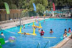 A solo una hora de Santiago: Este balneario es la mejor alternativa para capear el calor del verano