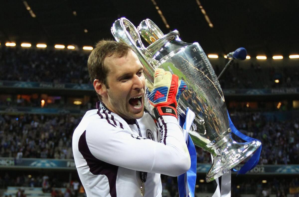 Sorpresa Blue: Petr Cech vuelve del retiro y será el tercer arquero del Chelsea