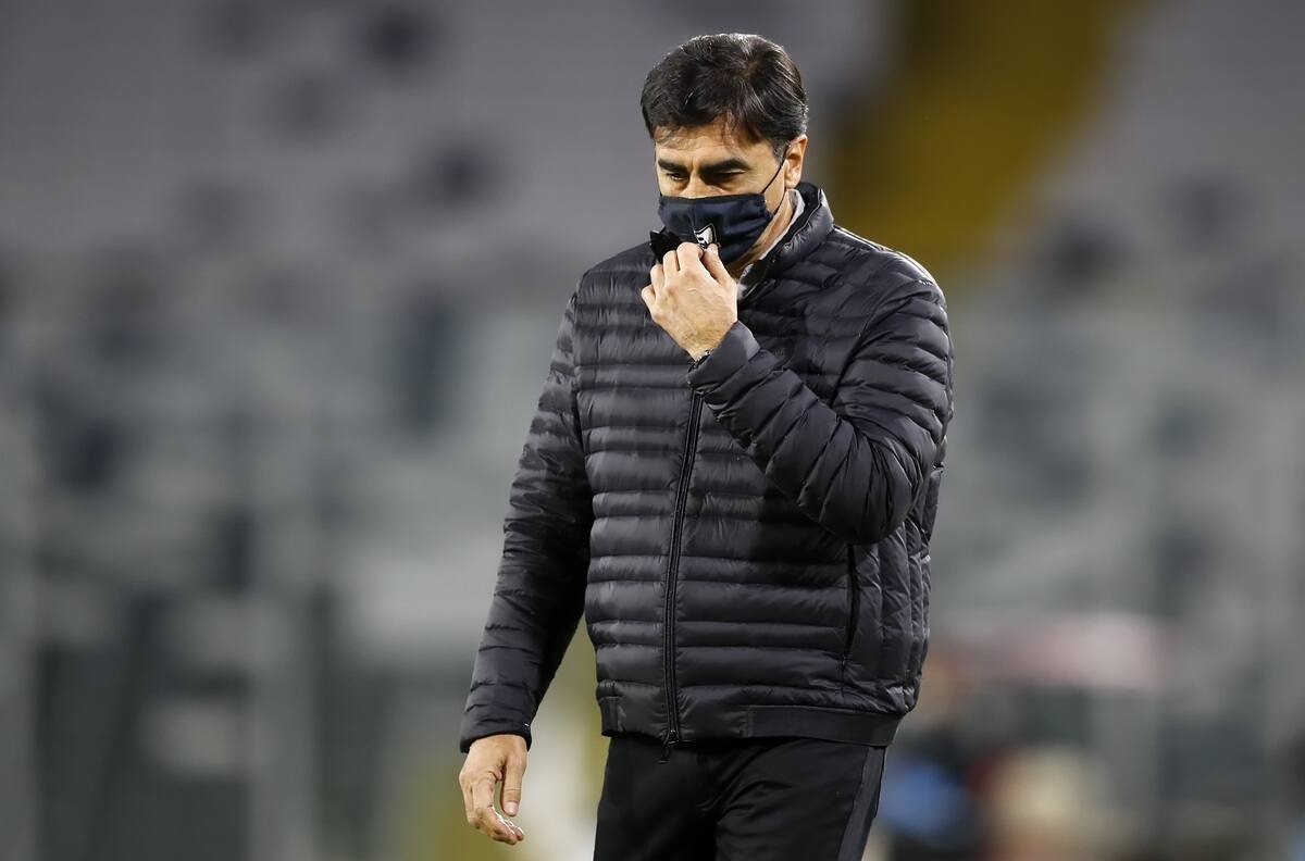 Gustavo Quinteros sobre Nicolás Blandi en Colo Colo: "Si no está para los 90, es difícil"