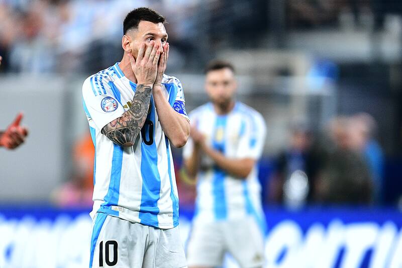 ante La Roja. Foto: Aton.