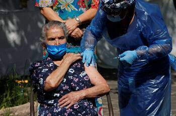 Calendario Vacunación COVID-19: Revisa quién se inocula esta semana entre el 15 y 21 de marzo