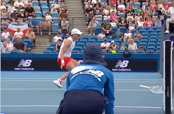 VIDEO | No valió, pero fue impresionante: la jugada de Iga Swiatek que da la vuelta al mundo