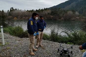 Trágico hallazgo en Chiloé: Encuentran flotando cadáver de joven que había desaparecido esta semana