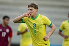 Lo comparan con Haaland, cuesta 100 millones y hace soñar a Brasil con su quinto Mundial Sub 17