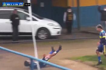 VIDEO | No salió como esperaba: Jugador de Deportes Rengo intentó festejar como CR7 y terminó de espalda en el piso