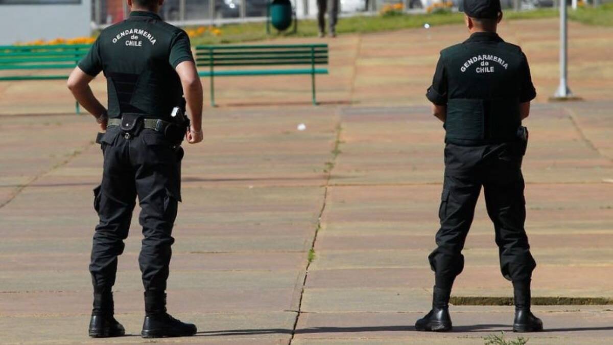 Gendarme quedó en prisión preventiva por tráfico de droga en cárcel de Santiago