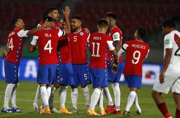 La Roja conoció al árbitro que dirigirá las acciones en el partido ante Paraguay en Asunción