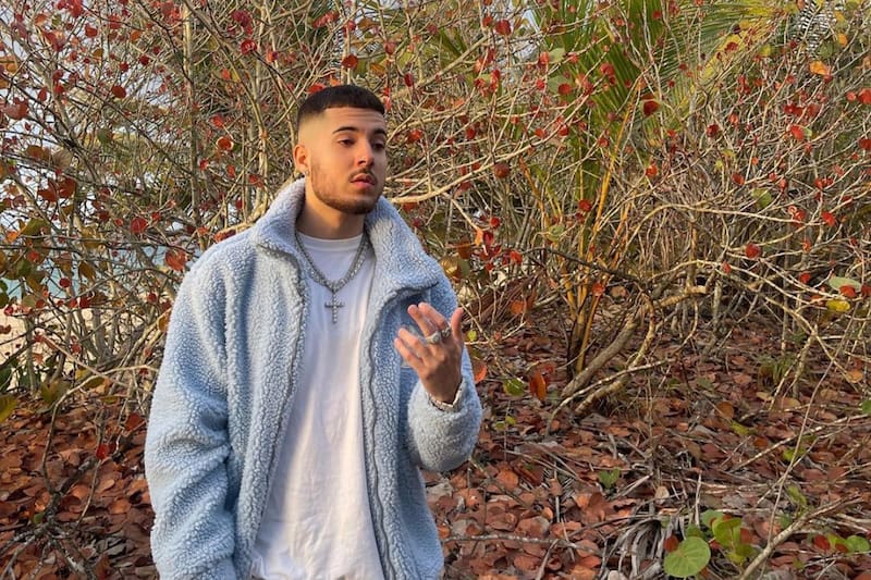 Conoce a Javiielo, artista puertorriqueño que la rompe en Chile