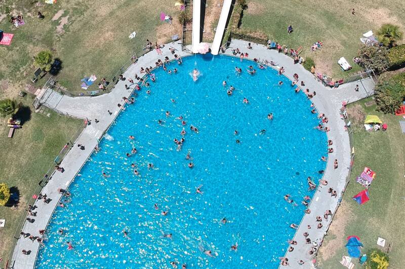 Actualmente, disponen de una oferta increíble para disfrutar de ambos atractivos.
Créditos: Granja Educativa y Ecoparque de Lonquén.