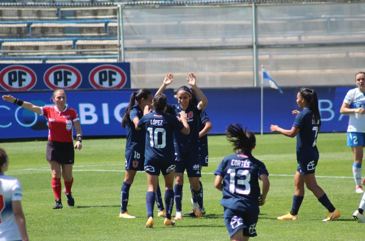 Rodrigo Goldberg alucinó con la U Femenina en el Clásico Universitario