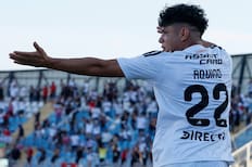 “Claudio Aquino no es el Mago Valdivia, pero se está acercando a su mejor versión en Colo Colo”