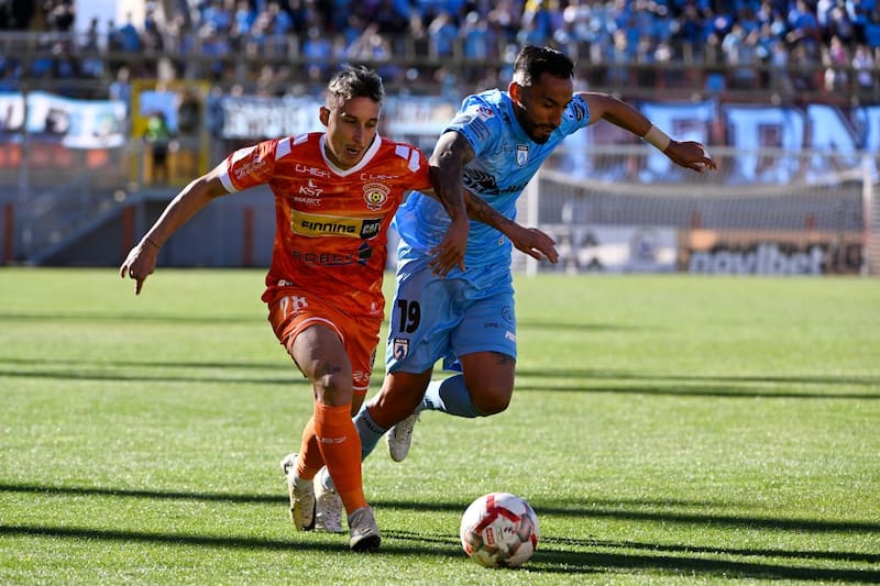Cobreloa y Deportes Iquique no pudieron sacarse diferencias. Foto: Agencia Aton.