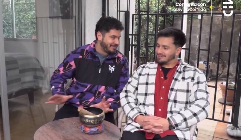 La pareja muestra su lugar favorito de la casa.