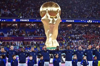 No todos van por TV abierta: ¿Cómo se transmitirán desde hoy los cuartos de final del Mundial Qatar 2022?