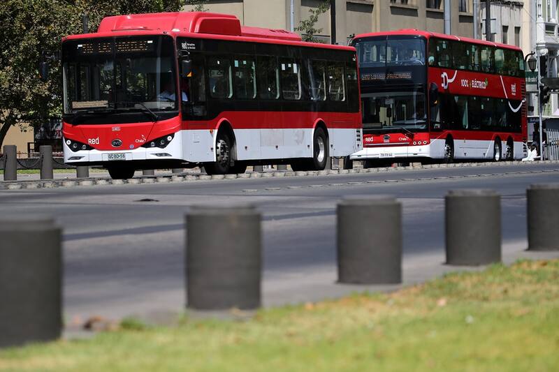 Menor fallece tras ser atropellada por bus del transporte público.