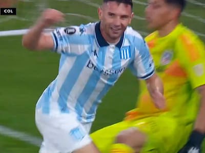 Vidal pasó de largo: así relataron en Argentina la apertura de la cuenta de Racing ante Colo Colo