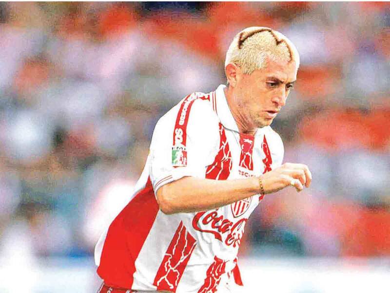 Cristian Montecinos cree que Vidal no debería ser titular contra Junior.