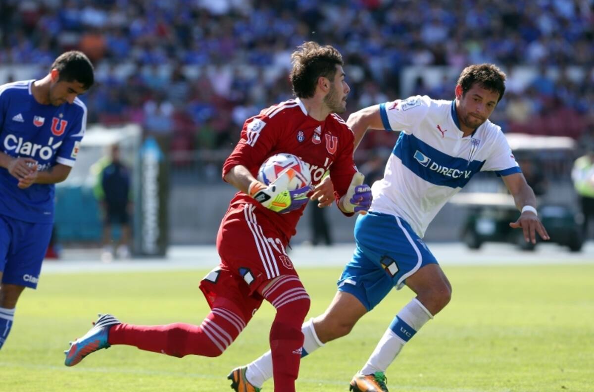 Se quiere sumar Toselli: los arqueros suplentes que terminaron siendo aplaudidos en la U