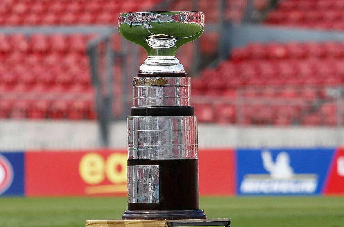 Supercopa de Chile: el más ganador, el más “segundón”, el duelo que más se repitió y el estadio dónde más se jugó
