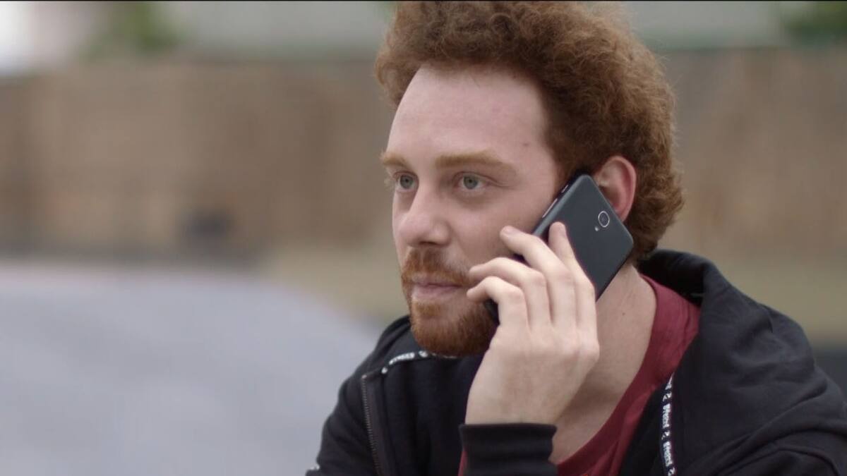 Manuel Castro, el hijo de Paola Volpato y Felipe Castro que debutó en "Demente": "Sería interesante trabajar con ellos"