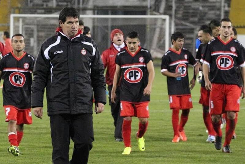 dirigiendo a Unión San Felipe.