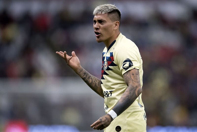 El delantero formado en la UC sigue sin club. Foto: Aton