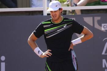 Nicolás Jarry cayó ante Roberto Carballes Baena y se despidió del ATP 250 de Nápoles