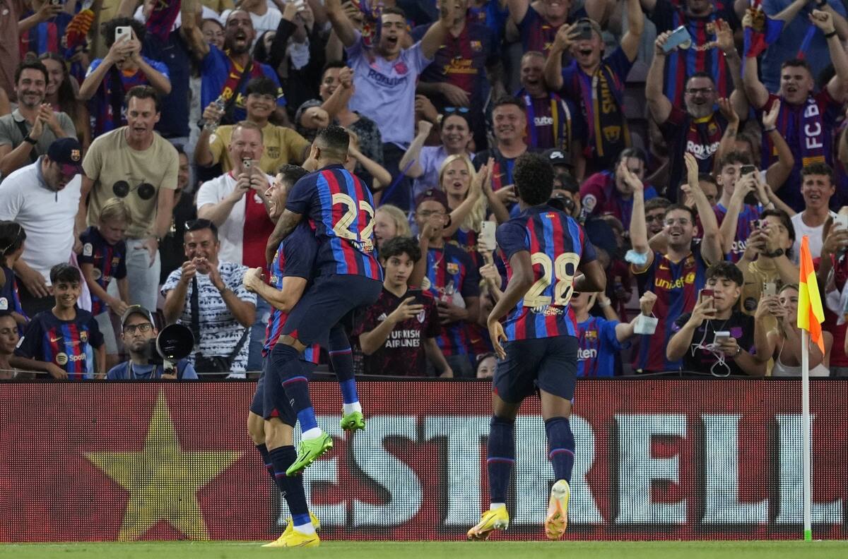 Escándalo en España: Barcelona le pagó cerca de un millón y medio de euros a un árbitro entre 2016 y 2018