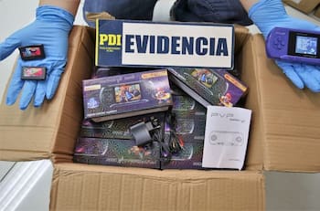Incautan 140 millones de pesos en consolas y juegos de "Plai Ztation" chinos