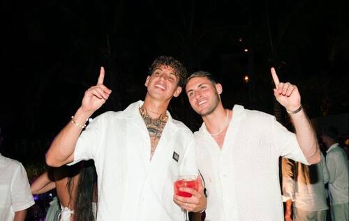 El zaguero nacional fue a un matrimonio horas antes de la final. (Foto: @igorlichnovsky/Instagram)