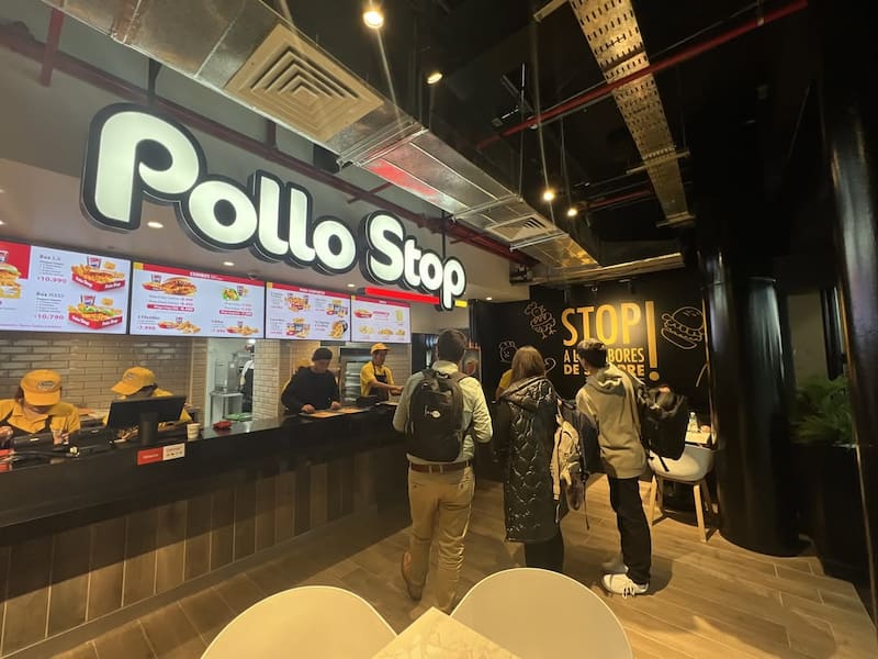 El acuerdo con Grupo Tarragona se cerró a cambio de $520 millones. Foto: Instagram Aeropuerto de Santiago.