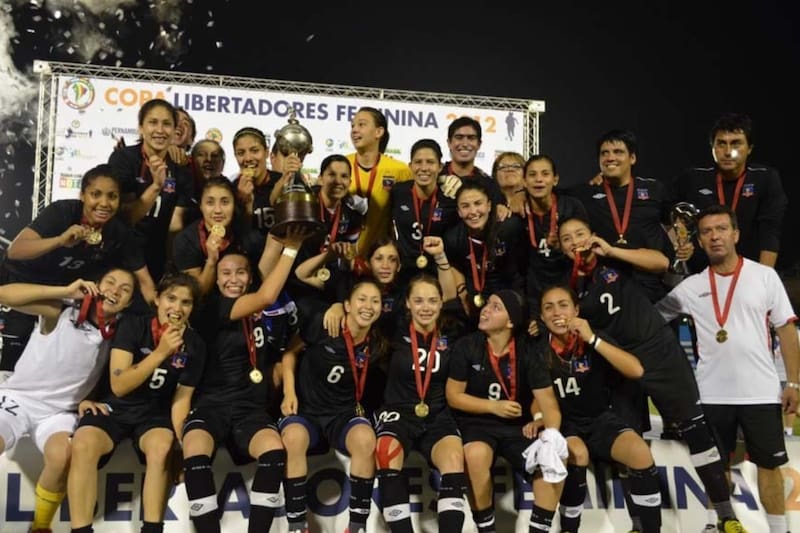 La postal eterna de Colo Colo campeón de la edición 2012.