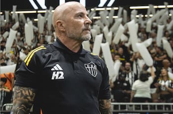 Peleas, declaraciones cuestionadas y fichajes fallidos: así se fraguó el nuevo despido de Sampaoli