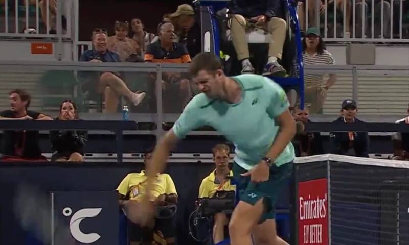 se enojó con todo tras perder tan trascendental punto.