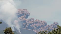 Impactante: así fue el momento en que se desprendió parte del cráter del volcán Etna