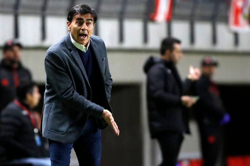 Gustavo Quinteros, director técnico de Colo Colo. Foto: Aton.