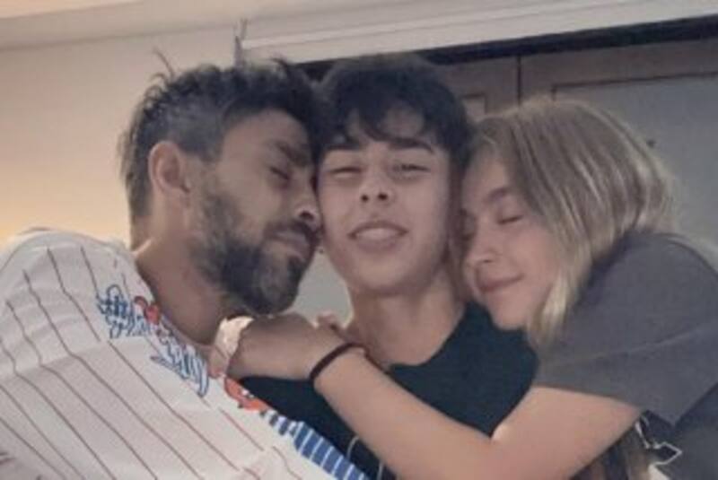 Jorge Valdivia tiene dos hijos, fruto de su relación con Daniela Aránguiz.