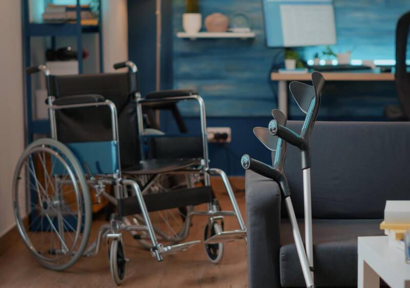 Está dirigido a aquellos cuidadores a cargo de una persona mayor o con dependencia severa.