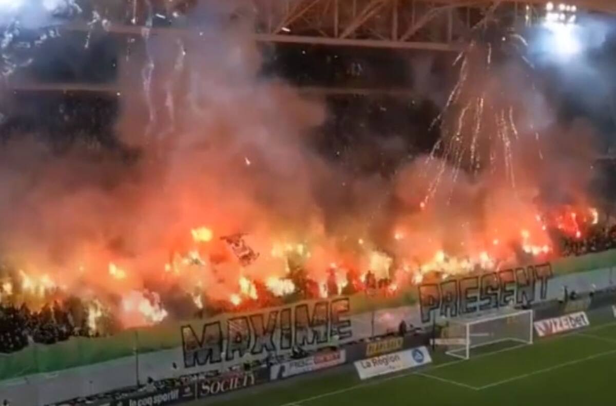 Lluvia de bengalas obligan a clausurar el estadio de Saint Etienne