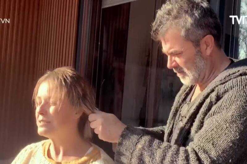 Claudia Conserva muestra cómo le cortaron el pelo por su cáncer