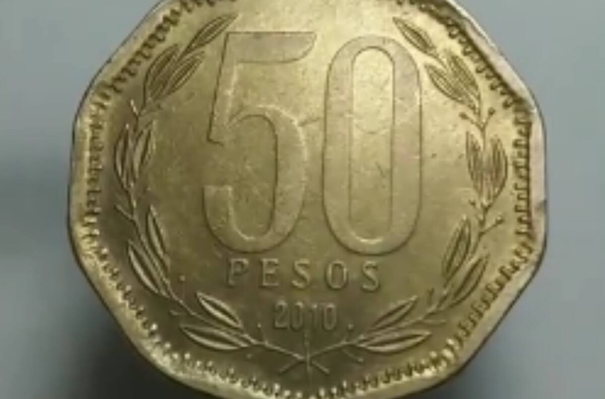 Ojo con tu próximo vuelto: Esta es la extraña moneda de $50 que puede costar hasta $40.000
