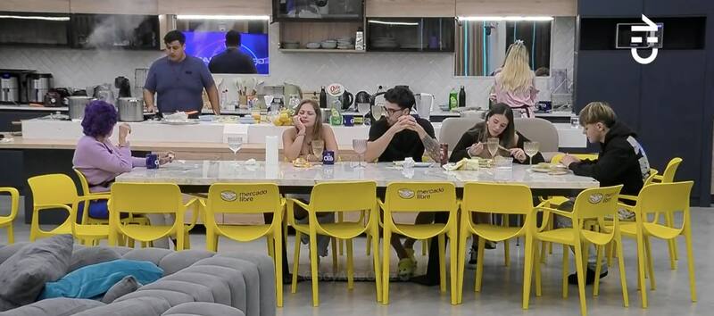 Rubén Gutiérrez encendió la alarma de incendios. Foto: CHV.