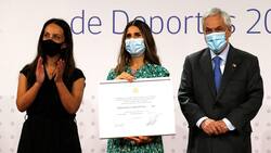Sebastián Piñera le hizo entrega a Francisca Crovetto el Premio Nacional de Deportes 2019