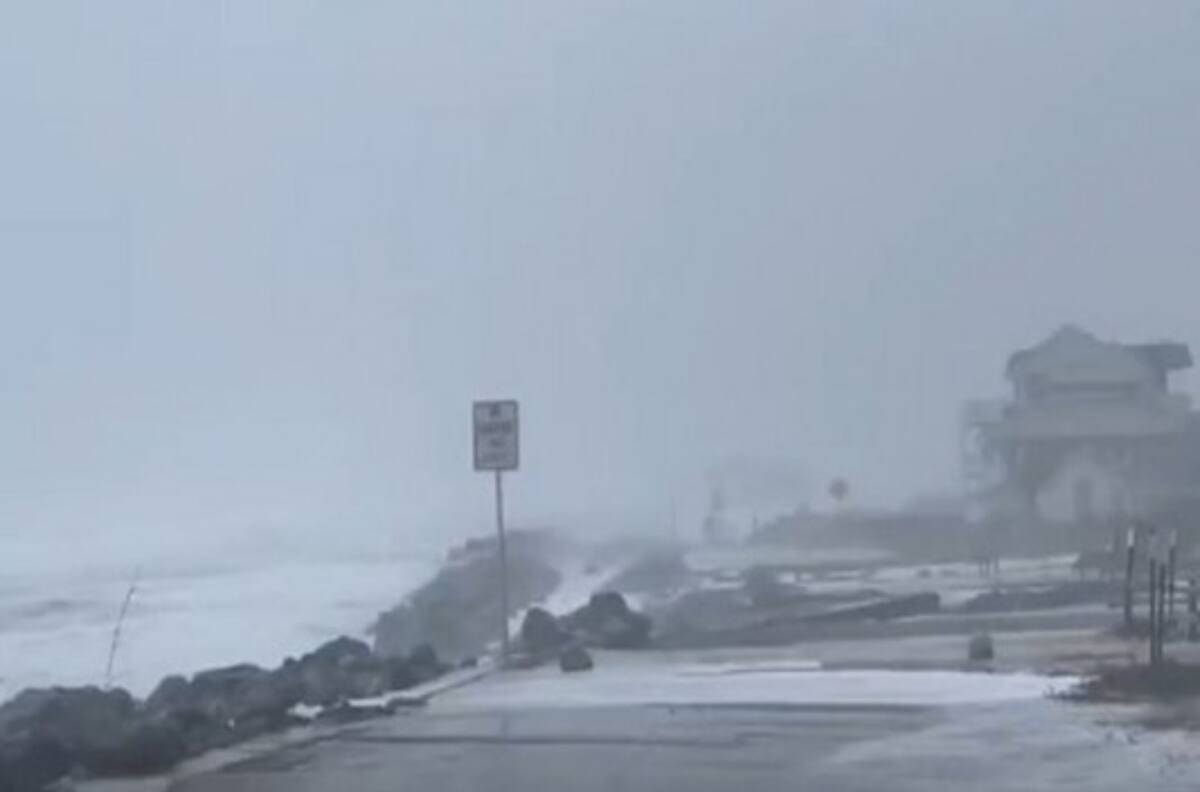 VIDEO | Huracán Nicole azotó costa Este de Florida dejando dos personas fallecidas y cientos de damnificados