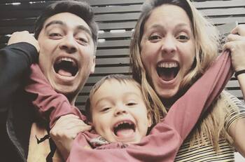 “¡Súper fácil!”: Maly Jorquiera bromeó al recordar su primer año de maternidad con foto junto a su hijo Lucas