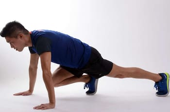 5 ejercicios fáciles para hacer cardio en casa y quemar calorías